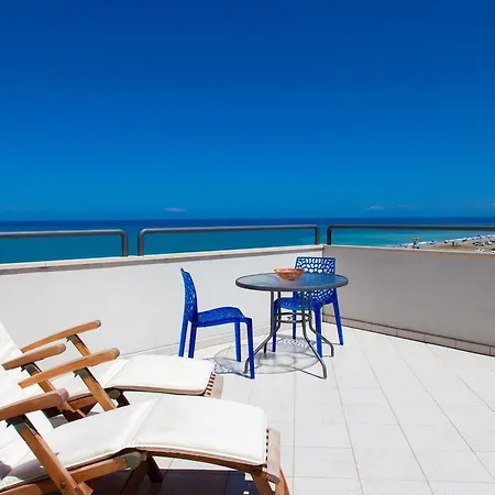La Terrazza Sul Mare Di Ulisse Apartment Sant'Agata di Militello Room photo